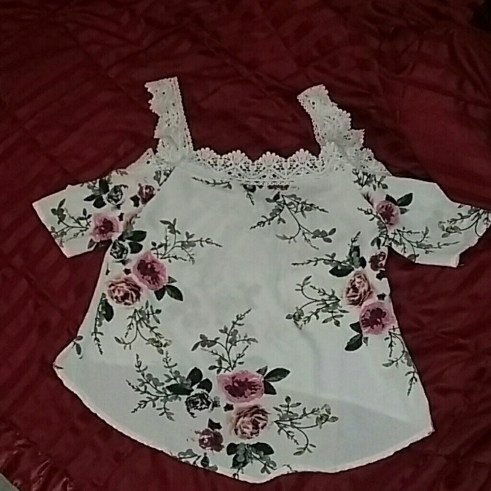 Summer flowy floral top